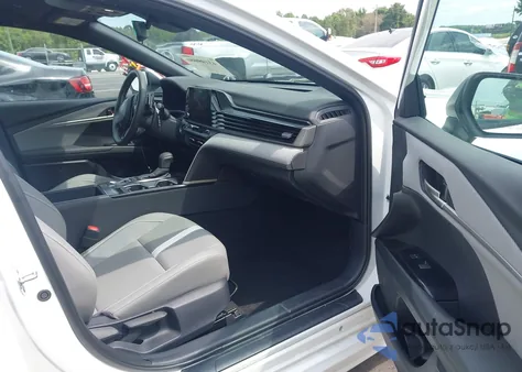 2025 Toyota Camry Se z USA, uszkodzony, nr VIN 4T1DAACK4SU526642